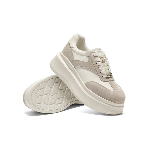 百丽时尚撞色百搭板鞋女2025秋新厚底增高休闲鞋B2756CM5