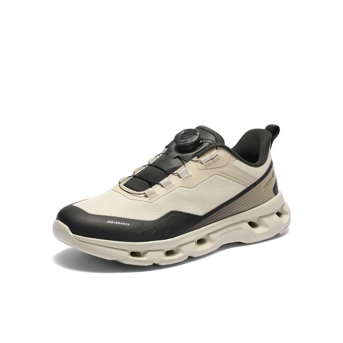 百丽户外休闲健步鞋男2025新秋旋钮扣镂空厚底跑步运动鞋A2208CM5