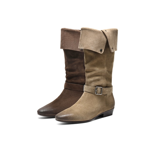 百丽复古时尚尖头时装靴女2025冬新低跟宽筒围西部靴BFB71DG5