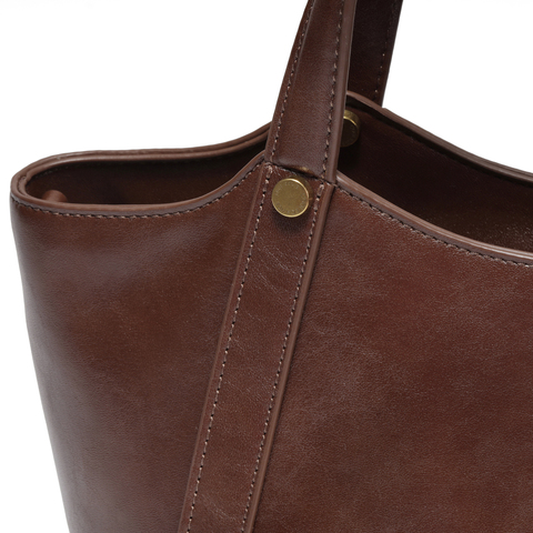 百丽包包女2025冬季新款时尚慵懒菜篮子单肩斜挎托特包X2071DX5