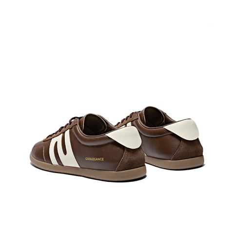 百丽时尚撞色休闲板鞋男2026新款春商场款复古潮搭德训鞋8ZE01AM6