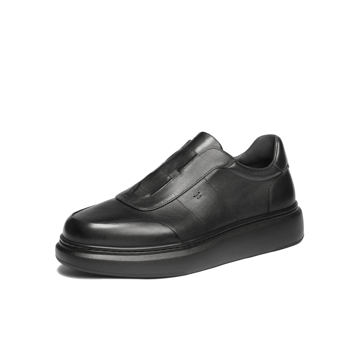 百丽时尚百搭小白鞋男2026新款春牛皮革厚底增高休闲板鞋D5R04AM6