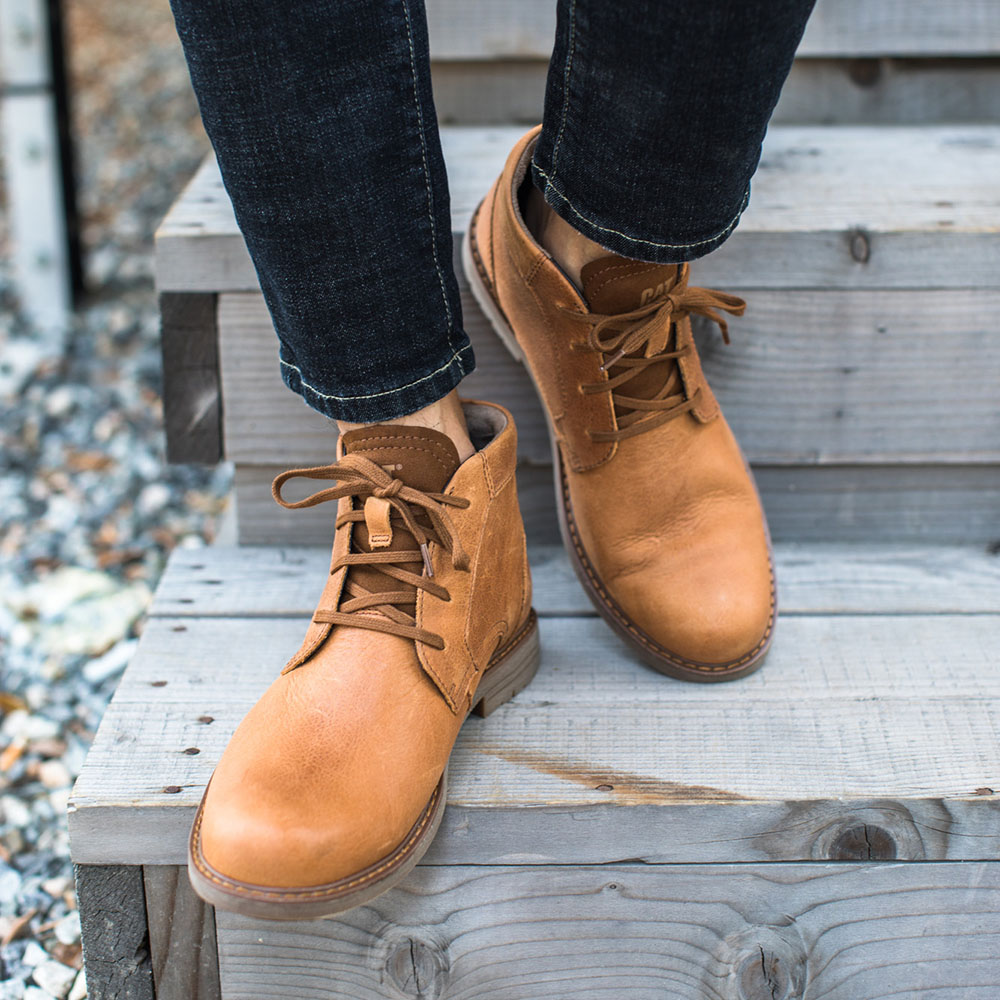 cat/卡特秋冬季棕色牛皮革/织物男户外休闲鞋粗犷装备p720280g3udr36