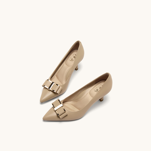 HGK云端蝶舞小蹦床时尚简约金属扣尖头浅口通勤真皮女单鞋WAK02AQ5