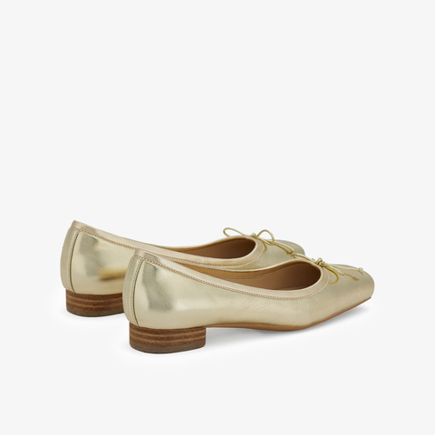 73hours女鞋踮起脚尖2024春季新品方头平底纯色浅口单鞋