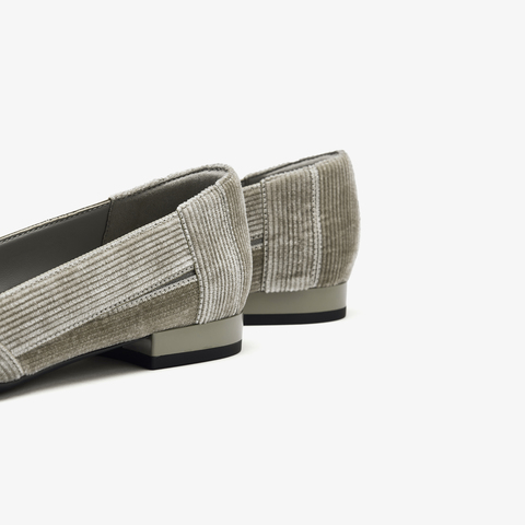 73hours女鞋浪漫独白2025秋季新品尖头平底纯色浅口单鞋