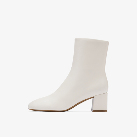 73hours女鞋回归极简2025冬季新品圆头方跟纯色时装靴