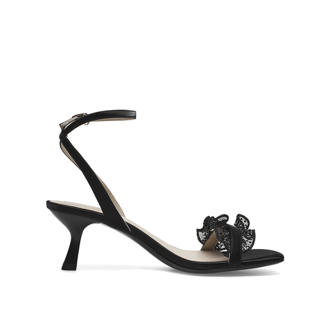 真美诗2023夏季新款商场同款时尚优雅一字带凉鞋YVI12BL3