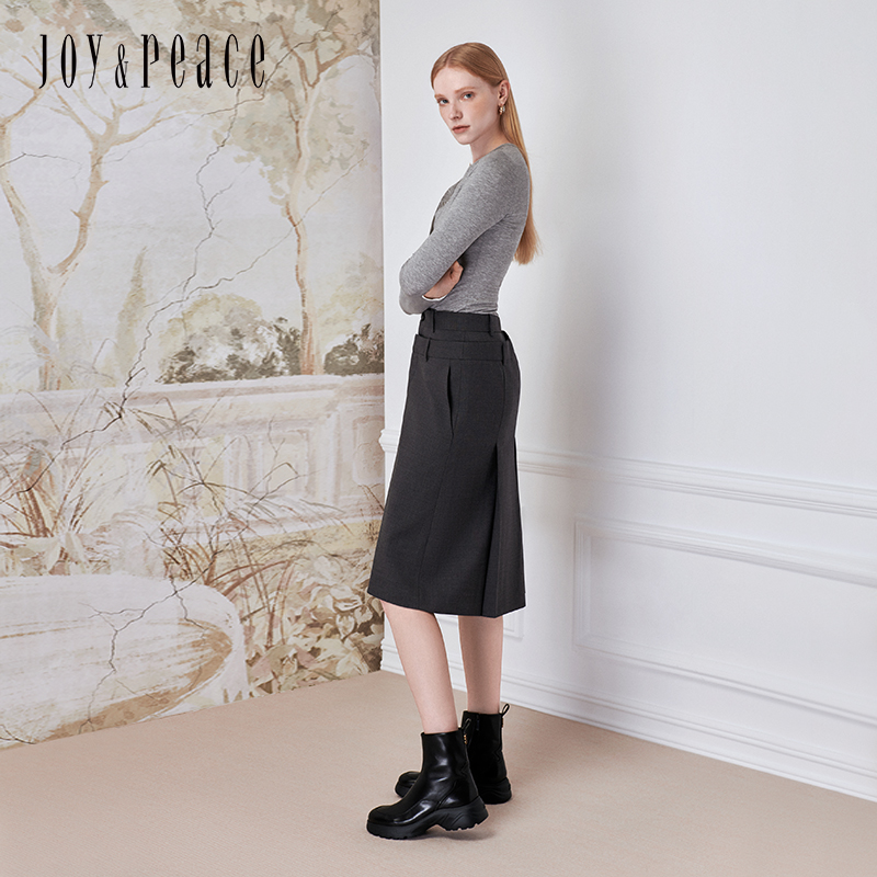 真美诗2024冬季新款金属花扣舒适圆头运动风弹力靴女YYM23DZ4