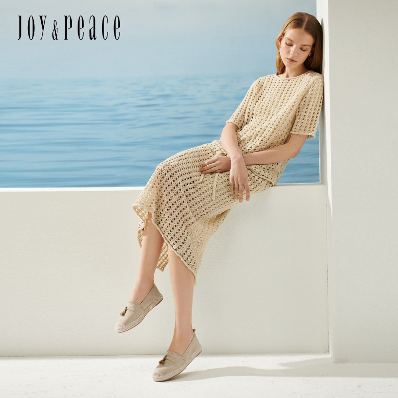 真美诗2025春季新款软糯羊绒草编围底树脂饰扣渔夫鞋女96838AA5