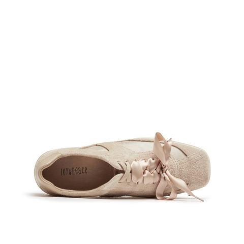 真美诗2025年秋季新款软糯芭蕾风网纱牛剖层革休闲鞋女96881CM5