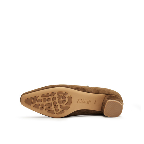 真美诗2025年秋季新款优雅老钱风虎眼石针扣羊绒单鞋69797CM5