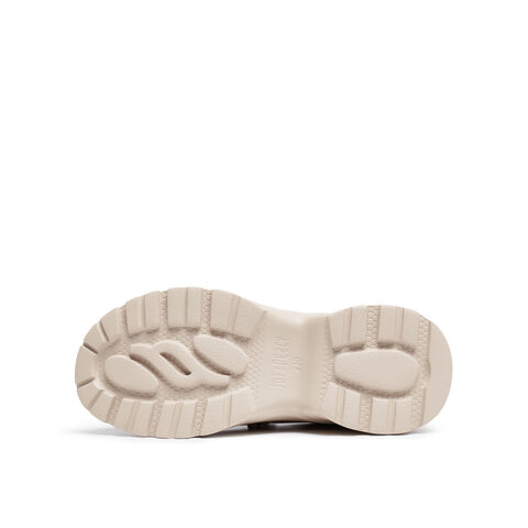 真美诗2025年秋季新款舒适时髦拼接厚底运动休闲鞋YYM27CM5