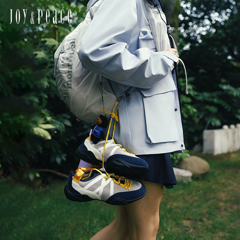 真美诗2025年秋季新款山系户外风攀岩休闲牛剖层革女鞋56219CM5