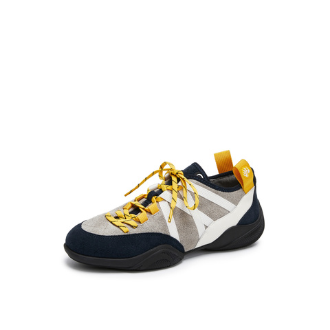 真美诗2025年秋季新款山系户外风攀岩休闲牛剖层革女鞋56219CM5