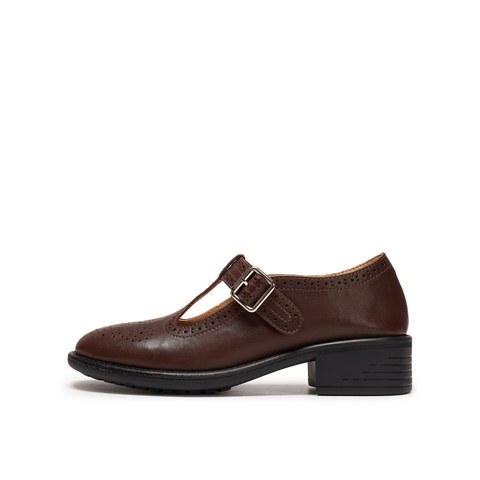 真美诗2025年秋季新款复古文艺雕花布洛克玛丽珍女皮鞋277A2CA5