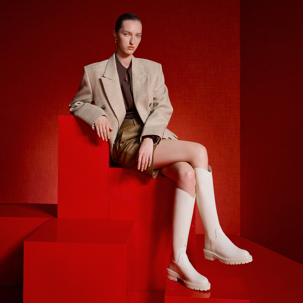 真美诗2025冬季新款商场同款V口牛皮高筒骑士靴YPU57DG5（绒里）