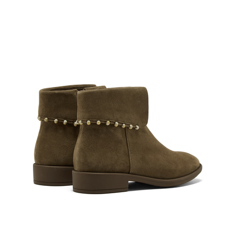 真美诗2025年冬季新款翻领V口复古知性羊皮革纯色时装靴YZK16DD5