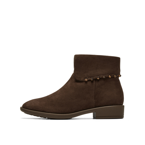 真美诗2025年冬季新款翻领V口复古知性羊皮革纯色时装靴YZK16DD5