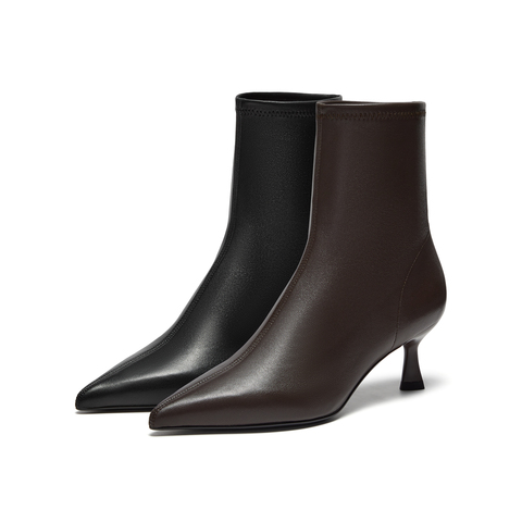 真美诗2025年冬季新款简约纯色显瘦尖头羊皮革弹力瘦瘦靴YA901DZ5