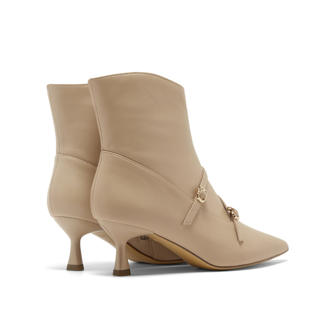 真美诗2025年秋季新款柔软舒适羊皮革优雅时装靴YVA49DD5