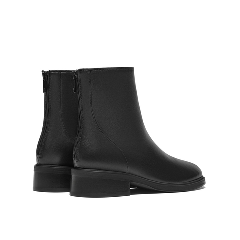 真美诗2025年冬季新款干净简约舒适圆头纯色羊皮革时装靴R71B2DZ5