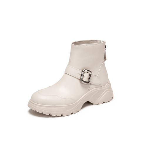 真美诗2025年冬季新款轻盈挺阔甜酷牛皮厚底时装靴YYM82DD5