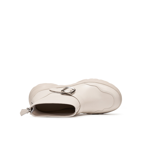 真美诗2025年冬季新款轻盈挺阔甜酷牛皮厚底时装靴YYM82DD5