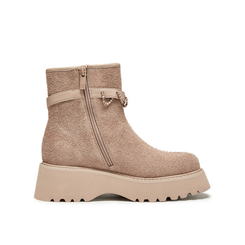 真美诗2025年冬季新款精致小众复古珠链波嬉风时装靴YYM80DZ5