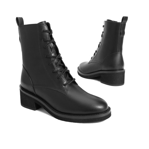 15MINS2020新款英伦多孔马丁靴女ins时尚百搭厚度增高中筒靴女UTM04DZ0