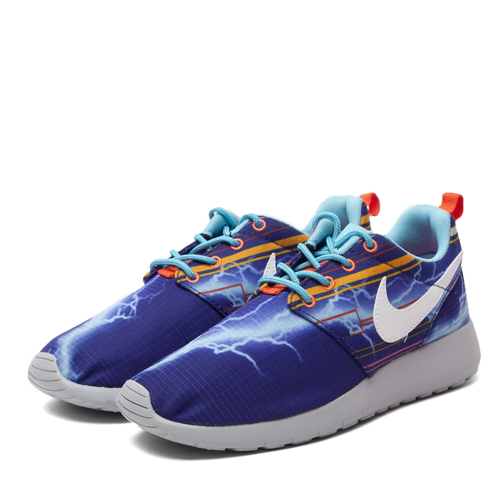 nike耐克 nike roshe one print男大童跑步鞋677782-401