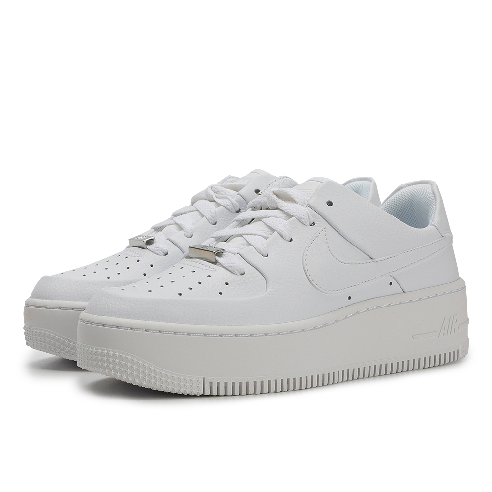 Nike耐克女子W AF1 SAGE LOW复刻鞋AR5339-100