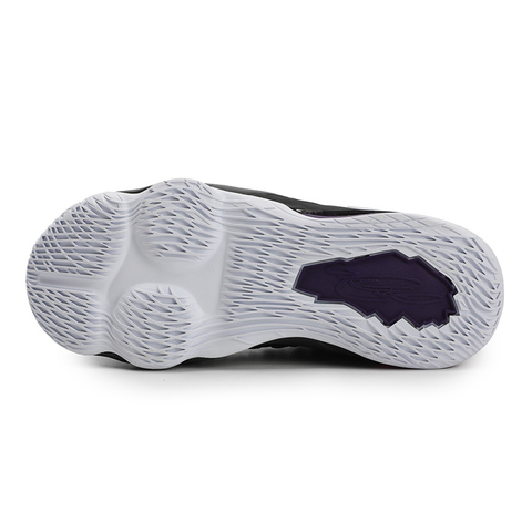 nike耐克男大童LEBRON XVII (GS)篮球鞋BQ5594-004