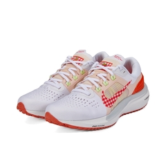 Nike耐克2021年新款女子WMNS NIKE AIR ZOOM VOMERO 15跑步鞋DJ5059-191