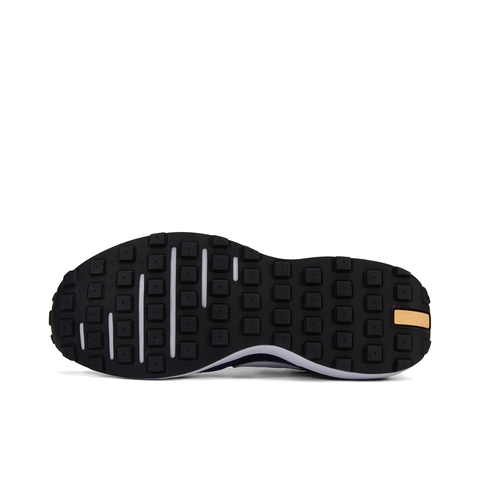 Nike耐克2021年新款中性大童NIKE WAFFLE ONE (GS)复刻鞋DC0481-401