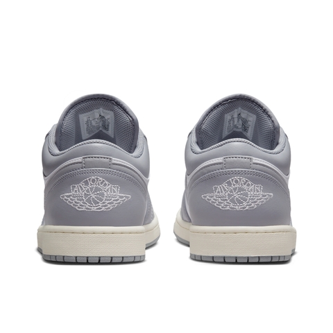Nike耐克2022年新款男子AIR JORDAN 1 LOW篮球鞋553558-053