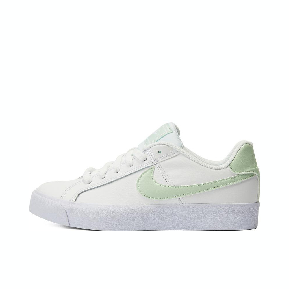 nike耐克2024年新款女子WMNS NIKE COURT ROYALE AC板鞋/复刻鞋AO2810-111