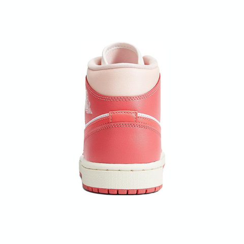 nike耐克2023年新款女子WMNS AIR JORDAN 1 MID篮球鞋BQ6472-186