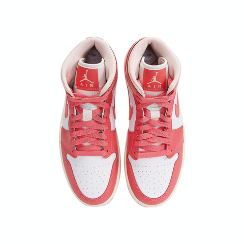 nike耐克2023年新款女子WMNS AIR JORDAN 1 MID篮球鞋BQ6472-186