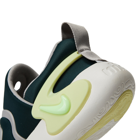 nike耐克2023年新款男中童NIKE DYNAMO GO FLYEASE (PS)复刻鞋FB9101-300