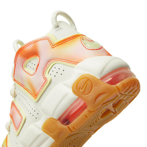 nike耐克2023年新款男大童NIKE AIR MORE UPTEMPO (GS)篮球鞋FB7702-100