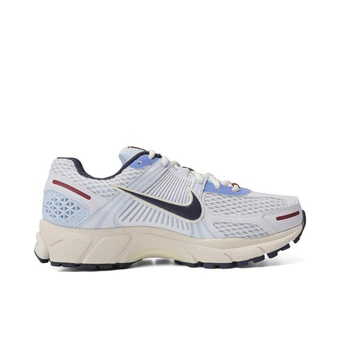 nike耐克2023年新款女子W NIKE ZOOM VOMERO 5板鞋/复刻鞋FV8111-451