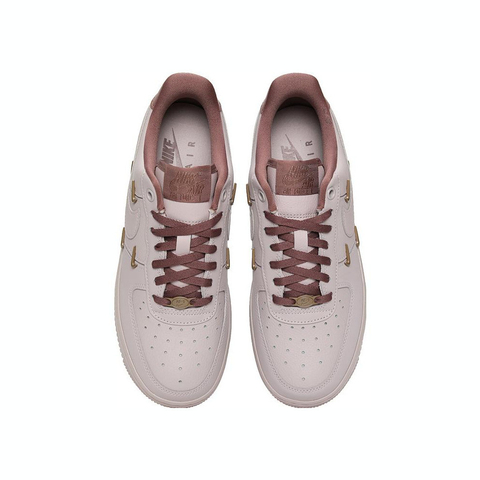 NIKE耐克2024女子WMNS AIR FORCE 1  07 LX板鞋/复刻鞋HF0735-001