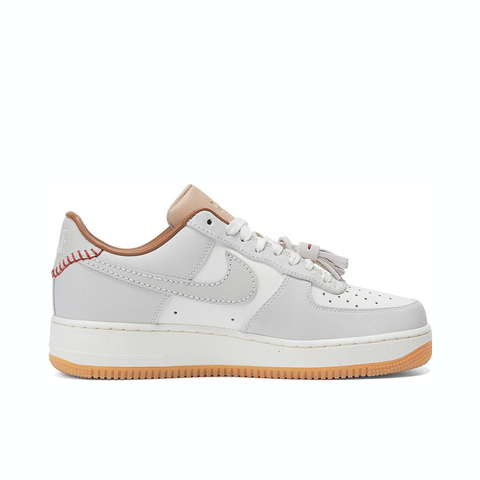 NIKE耐克2024男子AIR FORCE 1  07板鞋HF5697-001