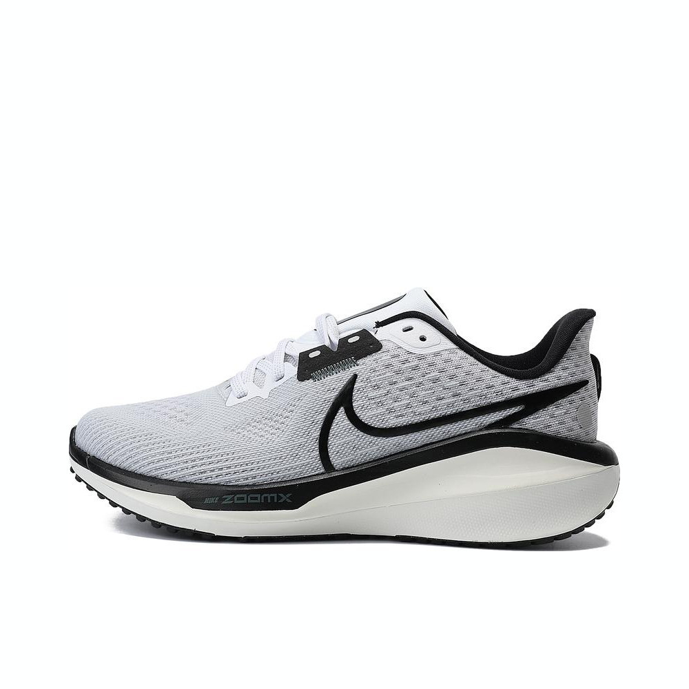 NIKE耐克2024女子W NIKE VOMERO 17跑步鞋FB8502-104