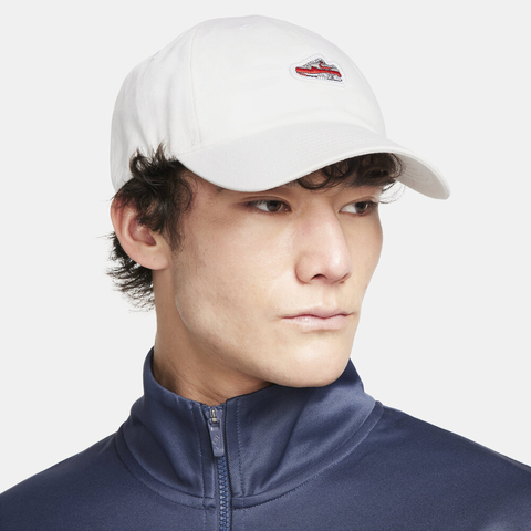 NIKE耐克2024中性U NK CLUB CAP U CB ARMX PTCH L太阳帽FN4402-100