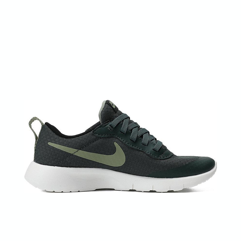 NIKE耐克2024男中童NIKE TANJUN EASYON (PS)儿童复刻鞋DX9042-301