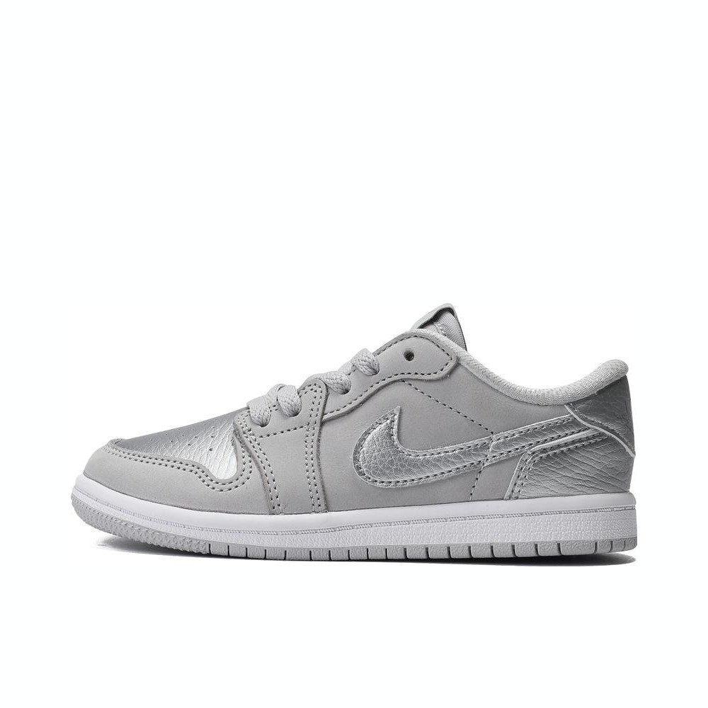 NIKE耐克2024男小童JORDAN 1 RETRO LOW OG BT乔丹篮球鞋FQ5435-002