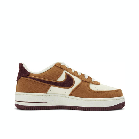 NIKE耐克2024男大童AIR FORCE 1 LV8 3 (GS)儿童复刻鞋FN4731-200