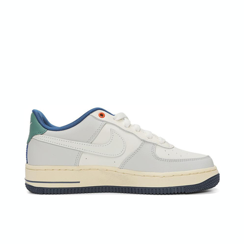 NIKE耐克2024男大童AIR FORCE 1 LV8 (GS)儿童复刻鞋HM3721-111